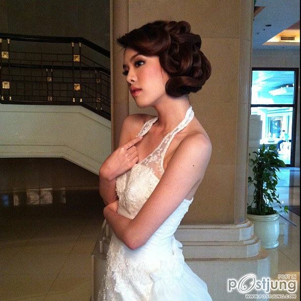 เกรซ ในชุดเจ้าสาว