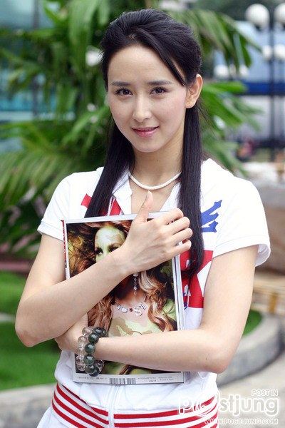 Hu Jing / 胡静 นางเอกสาวหน้าใส จากแดนมังกร