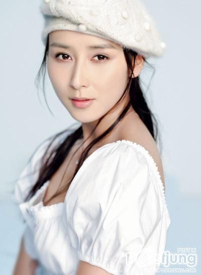 Hu Jing / 胡静 นางเอกสาวหน้าใส จากแดนมังกร