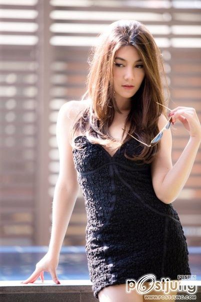 สาวๆในลุคส์ไฮโซ
