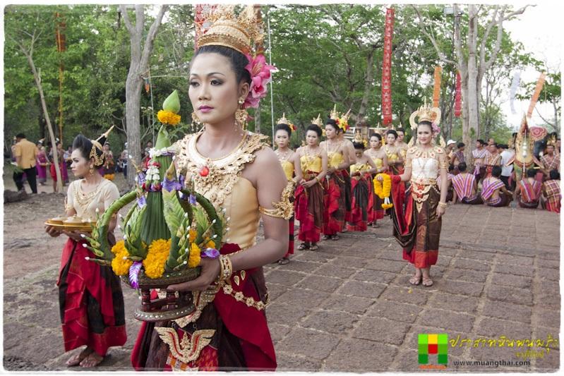 เตรียมพร้อมกับการชมมหัศจรรย์พนมรุ้งหรือยัง