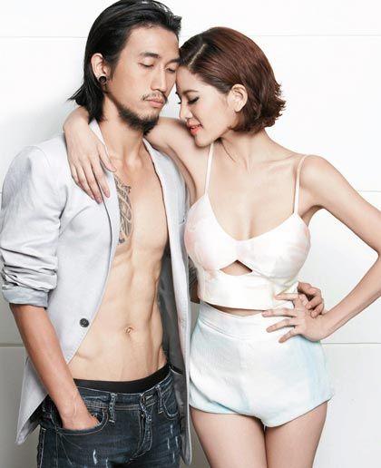 ก้อย - ตูน :: คู่รักสะท้านไมค์