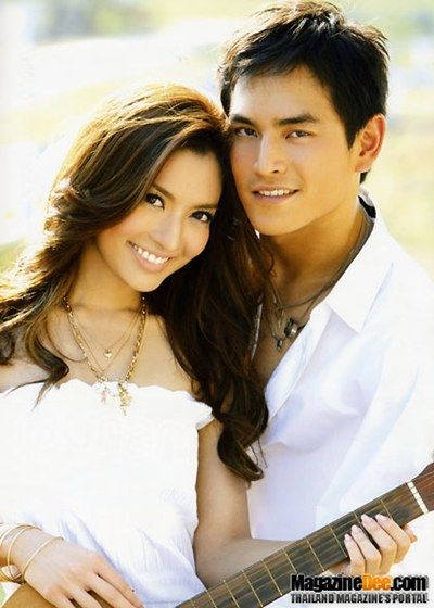 สงกรานต์ - แอฟ :: คู่รักบนเนิน