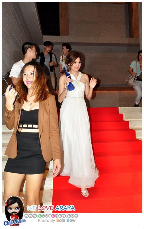 ชมพู่ อารยา นักแสดงนำหญิงยอดเยี่ยมในคมชัดลึกอวอร์ดครั้งที่9