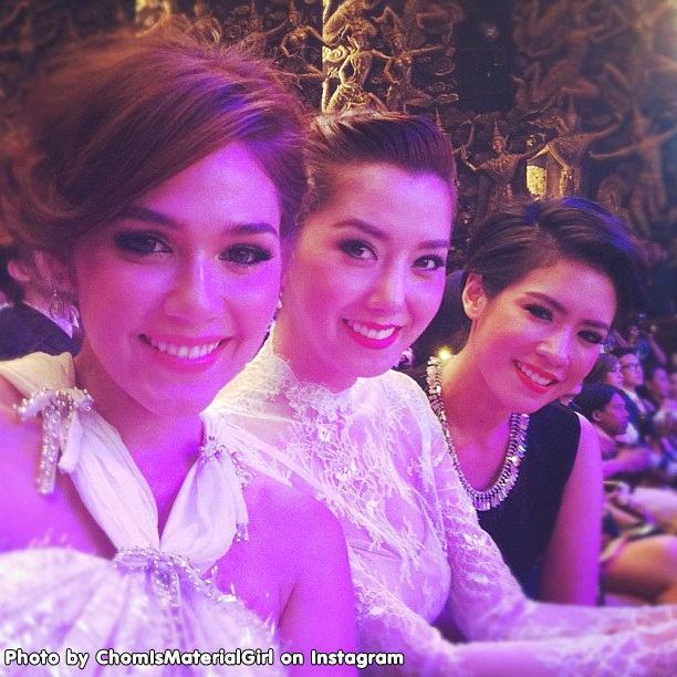ชมพู่ อารยา นักแสดงนำหญิงยอดเยี่ยมในคมชัดลึกอวอร์ดครั้งที่9