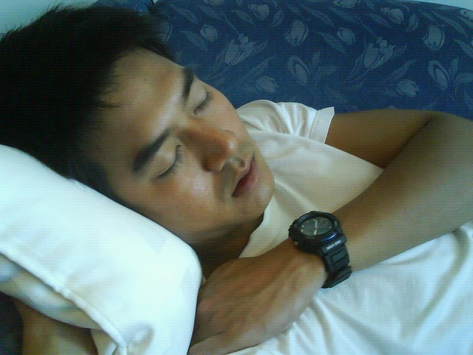 [Pics] ..หนุ่มเวียร์.. หลากหลายท่าหลับ น่ารักเกินจะห้ามใจ