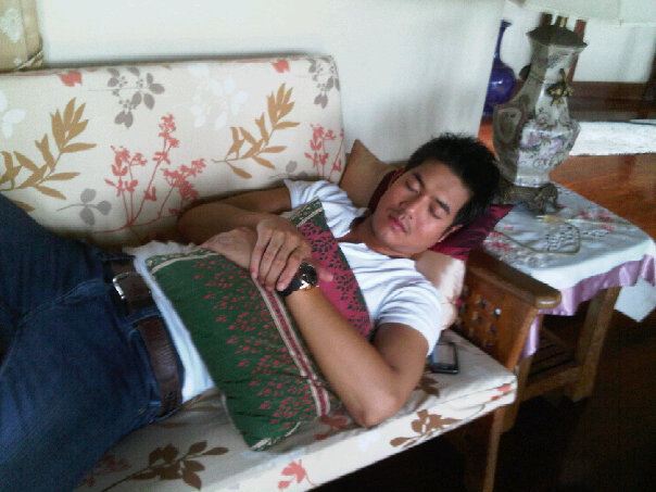 [Pics] ..หนุ่มเวียร์.. หลากหลายท่าหลับ น่ารักเกินจะห้ามใจ