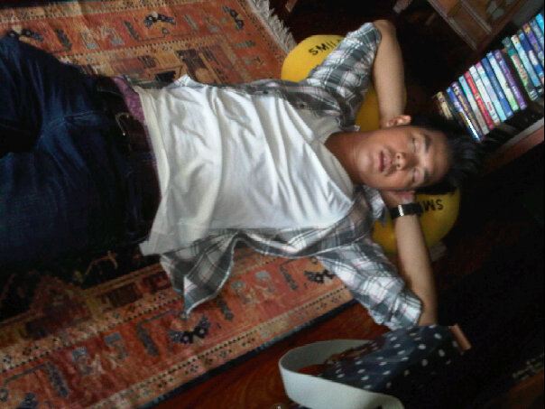 [Pics] ..หนุ่มเวียร์.. หลากหลายท่าหลับ น่ารักเกินจะห้ามใจ