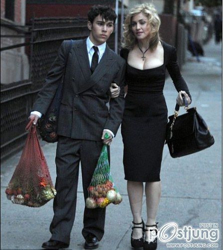 Madonna fear boyfriend jealous intimacy with the young male model pictures