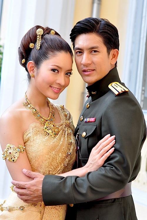 "วนิดา - วงเวียนหัวใจ" ตอนนี้ทั้งสองเรื่องกำลังเป็นที่นิยมในประเทศจีน...ดีใจด้วยค่ะ