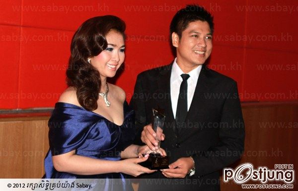 มาดูดาราเขมรกันเถอะ!