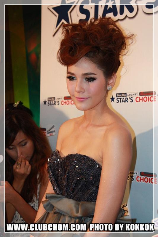 ชมพู่ อารยา ในงานสยามบันเทิง 16 Anniversary Sexy of the year 2012