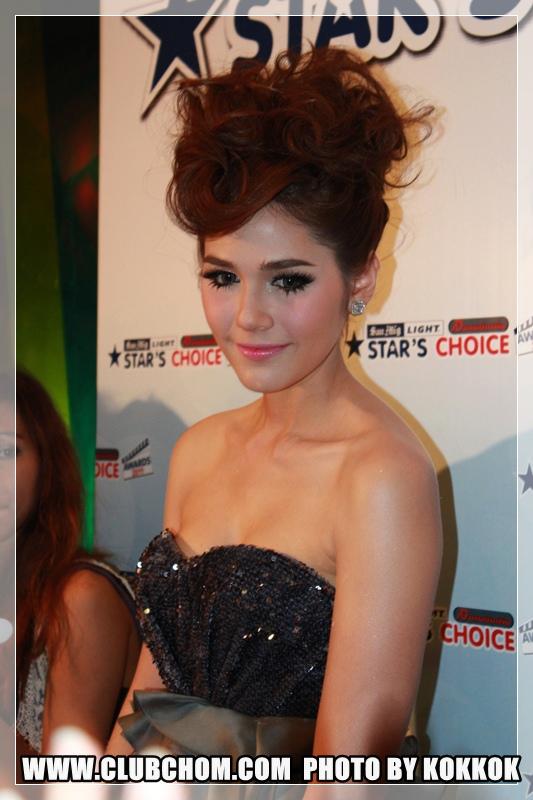 ชมพู่ อารยา ในงานสยามบันเทิง 16 Anniversary Sexy of the year 2012