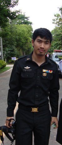 Msu cute boy พอไปวัดไปวา ได้มัยสาวๆ