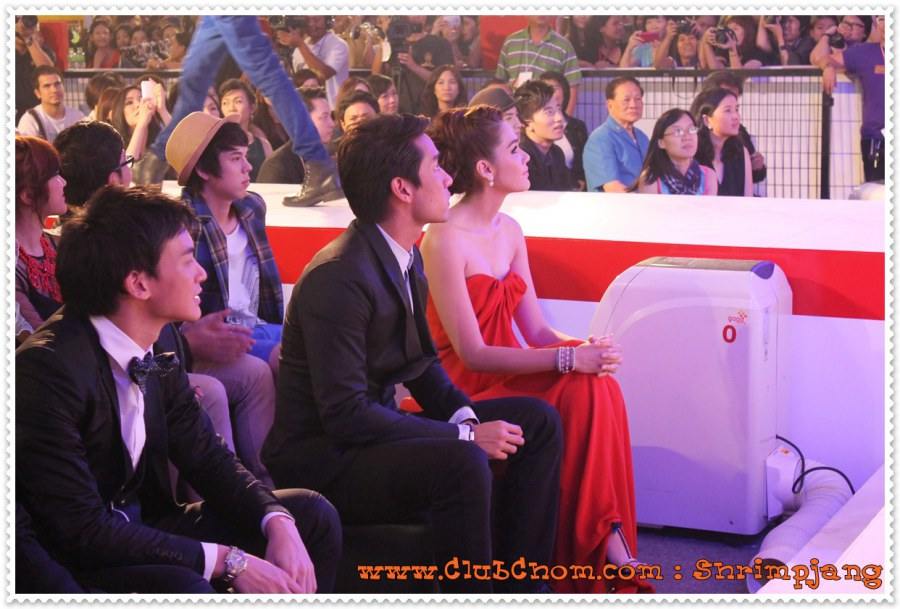 ชมพู่ อารยา รับรางวัลนักแสดงนำหญิงยอดเยี่ยม