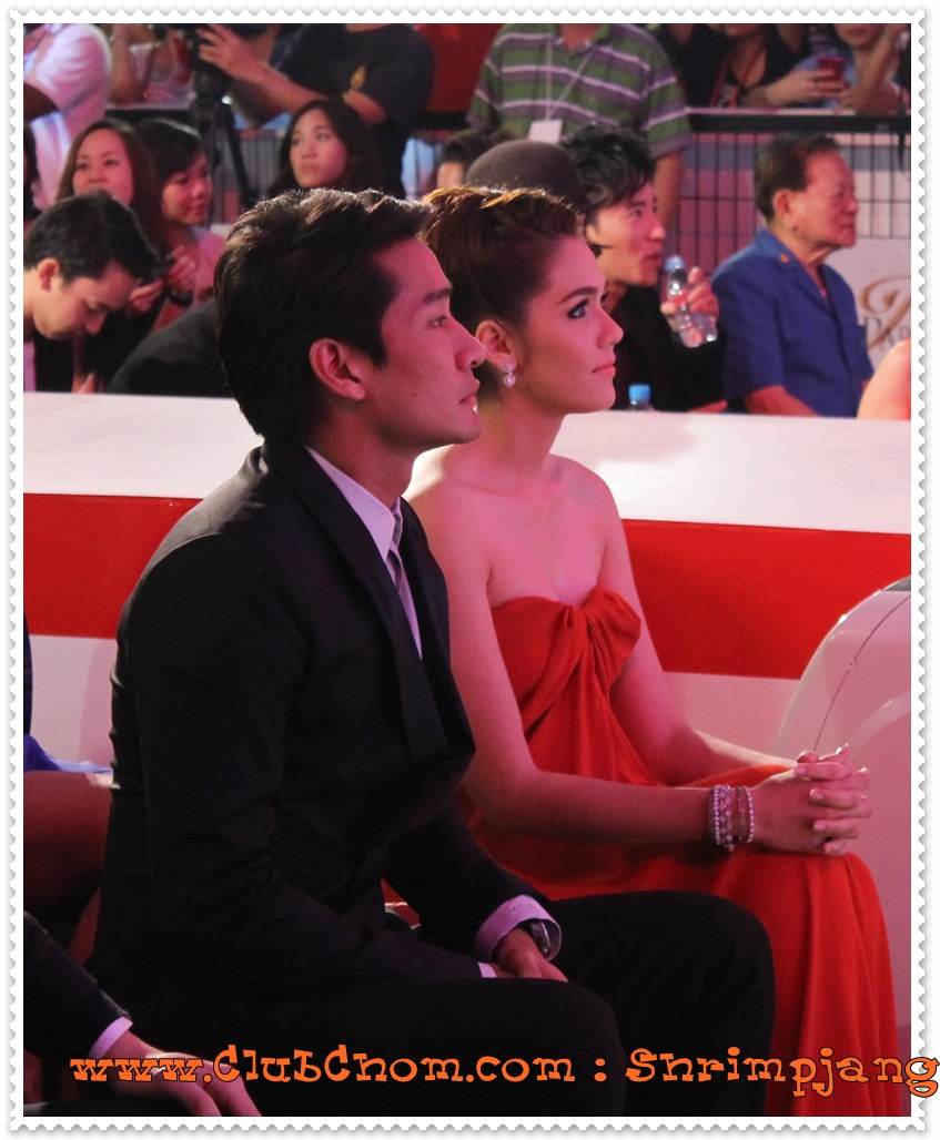ชมพู่ อารยา รับรางวัลนักแสดงนำหญิงยอดเยี่ยม