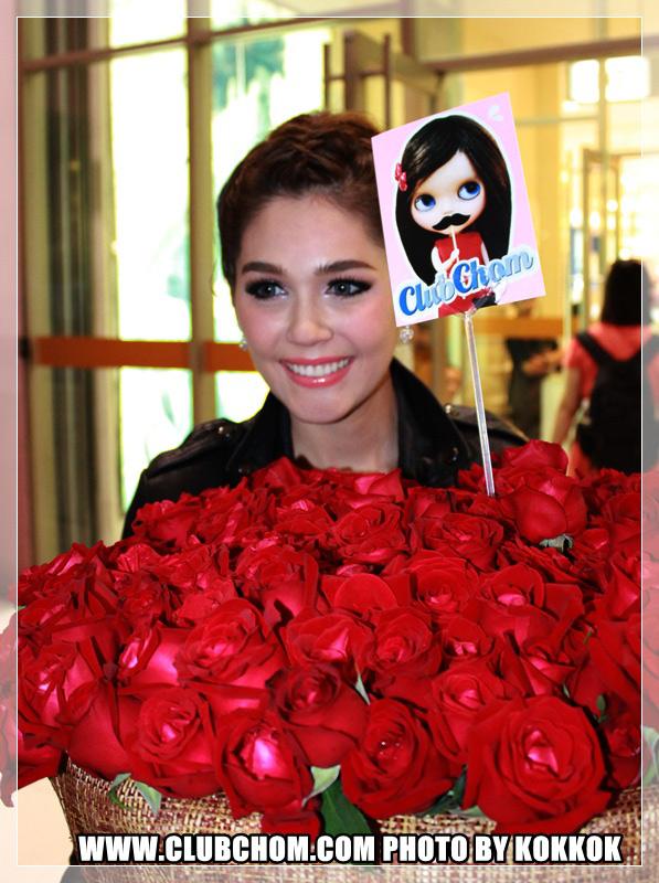 ชมพู่ อารยา รับรางวัลนักแสดงนำหญิงยอดเยี่ยม