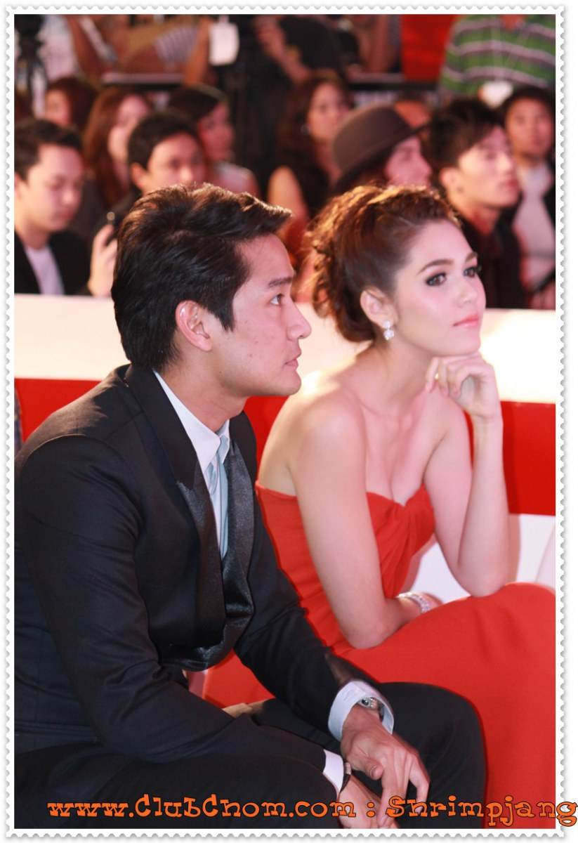 ชมพู่ อารยา รับรางวัลนักแสดงนำหญิงยอดเยี่ยม