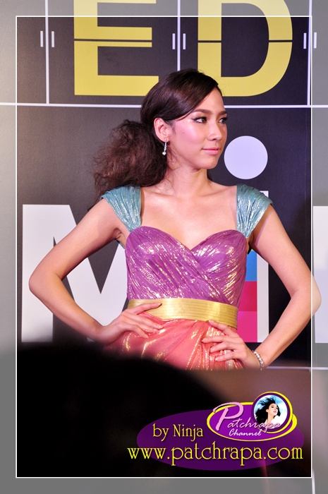 ประมวลภาพ"อั้ม พัชราภา"สวยเริ่ดเจิดจรัส@United Color Terminal 21 Fashion Show!