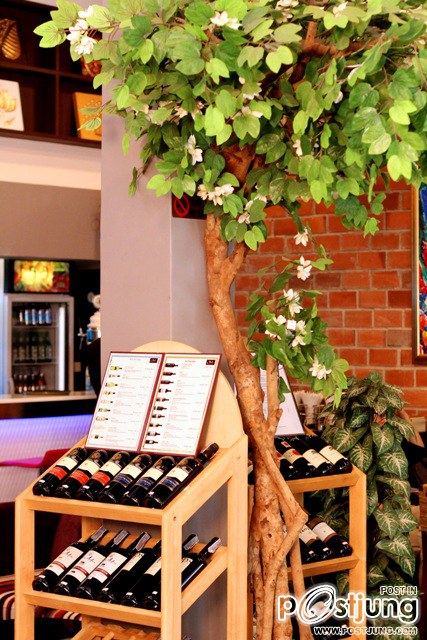 Melo’ Kitchen and Lounge สุขุมวิท 11