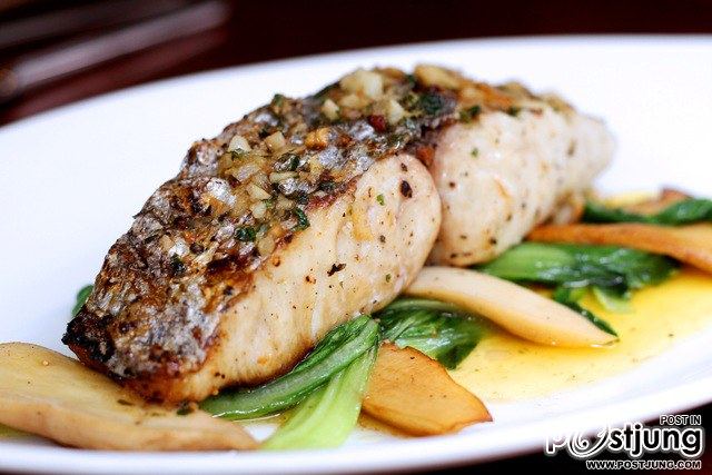 Melo’ Kitchen and Lounge สุขุมวิท 11