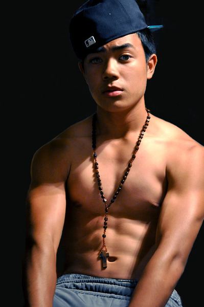 โอ้ย ล่ำ