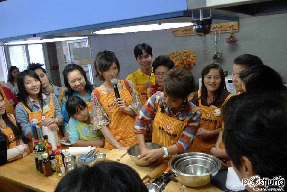 [pix]ยุ้ยจีรนันท์ทรงผมม้าล่าสุดหน้าเด็กลงเยอะ