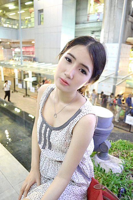 หมวยเล็ก ทิวไผ่ งาม