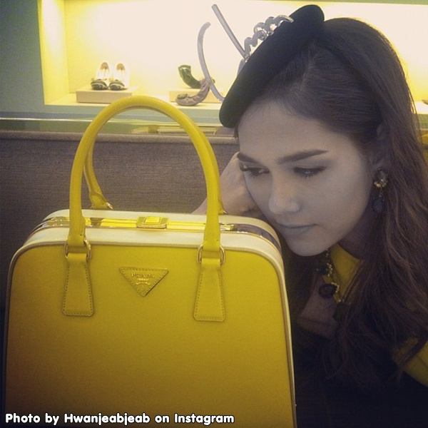 ชมพู่ อารยา ใน Instagram