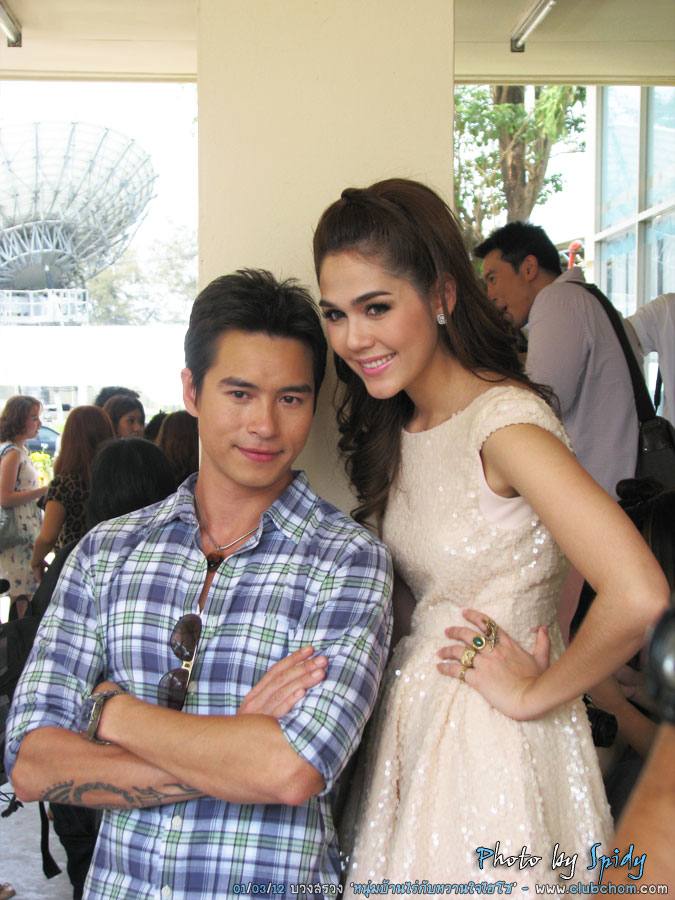 ชมพู่ อารยา บวงสรวงละครหนุ่มบ้านไร่กับหวานใจไฮโซ
