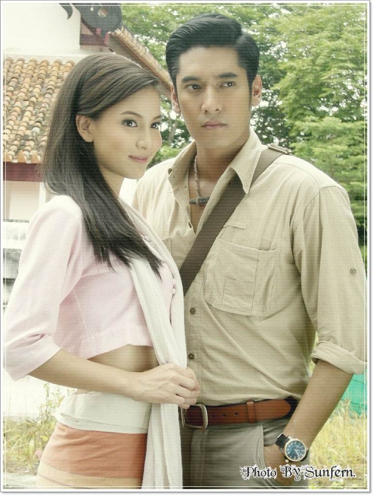 พี่ กรีน กับ พี่นาว หน้าคล้ายๆกัน เนอะ
