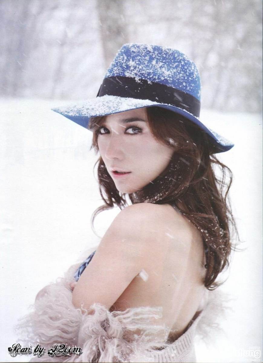 อั้ม-พัชราภา @ Fast entertainment issue 1 March 2012