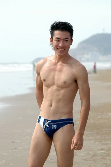 ตี๋หล่อเซ็กซี่เต็มๆ