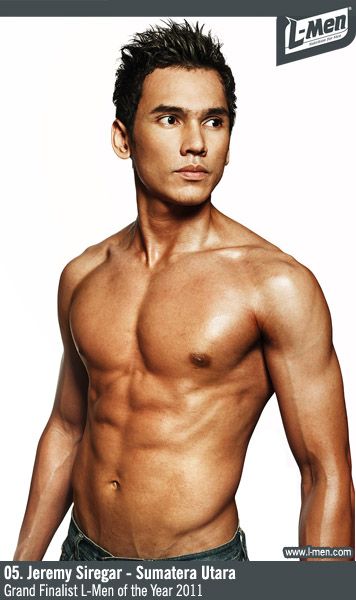 หุ่นเยี่ยมหน้ายอด