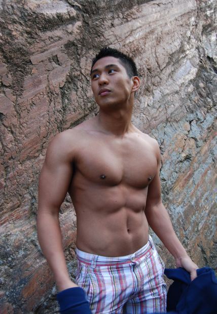 หุ่นเยี่ยมหน้ายอด