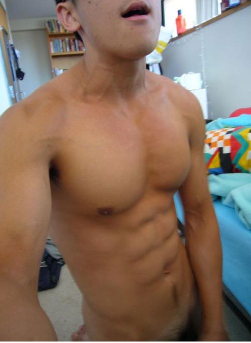 หล่อพอใช้ล่ำถึงใจ