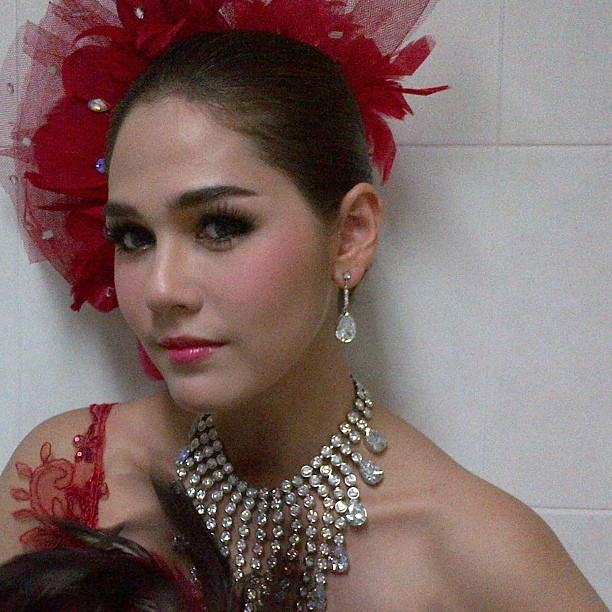 ชมพู่ อารยา ในงานมหกรรมฉลองครบรอบ 42 ปี ช่อง3 เพราะรัก..จึงจัดให้