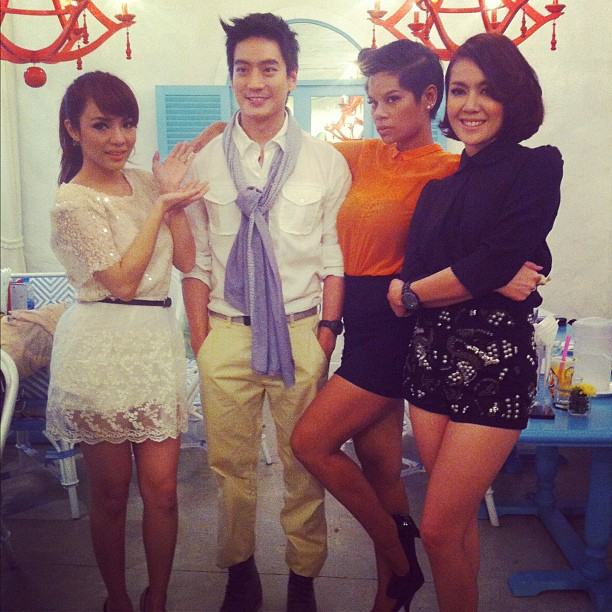 ยินดีกับคู่รักคู่ใหม่ของวงการค่ะ..."โอปอล์ - หมอโอ๊ค"^^