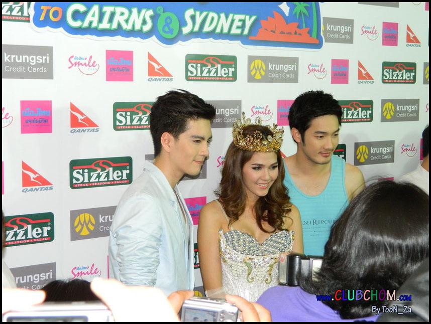 ชมพู่ อารยา เจ้าหญิงเงือกแสนสวย @ Siam Center