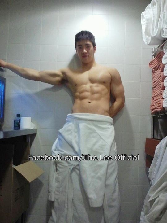 Jiho Lee @ Facebook