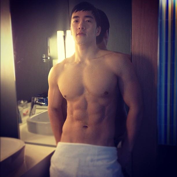Jiho Lee @ Facebook