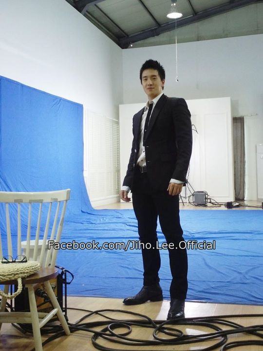 Jiho Lee @ Facebook