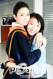ยุ้ย จีรนันท์รับปริญญาปี2552สวยมากจริงๆ