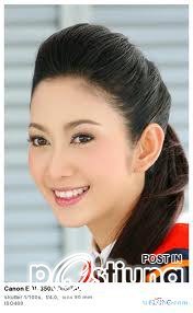 ยุ้ย จีรนันท์รับปริญญาปี2552สวยมากจริงๆ