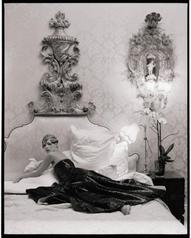 VOGUE MAGAZINE: KATE MOSS IN "CHECKING OUT" BY PHOTOGRAPHER TIM WALKER