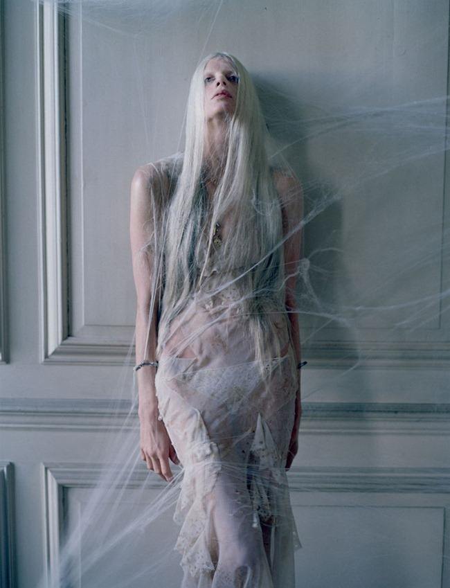 LOVE MAGAZINE: KRISTEN MCMENAMY IN "THE ORIGIN OF MONSTERS" BY PHOTOGRAPHER TIM WALKER
