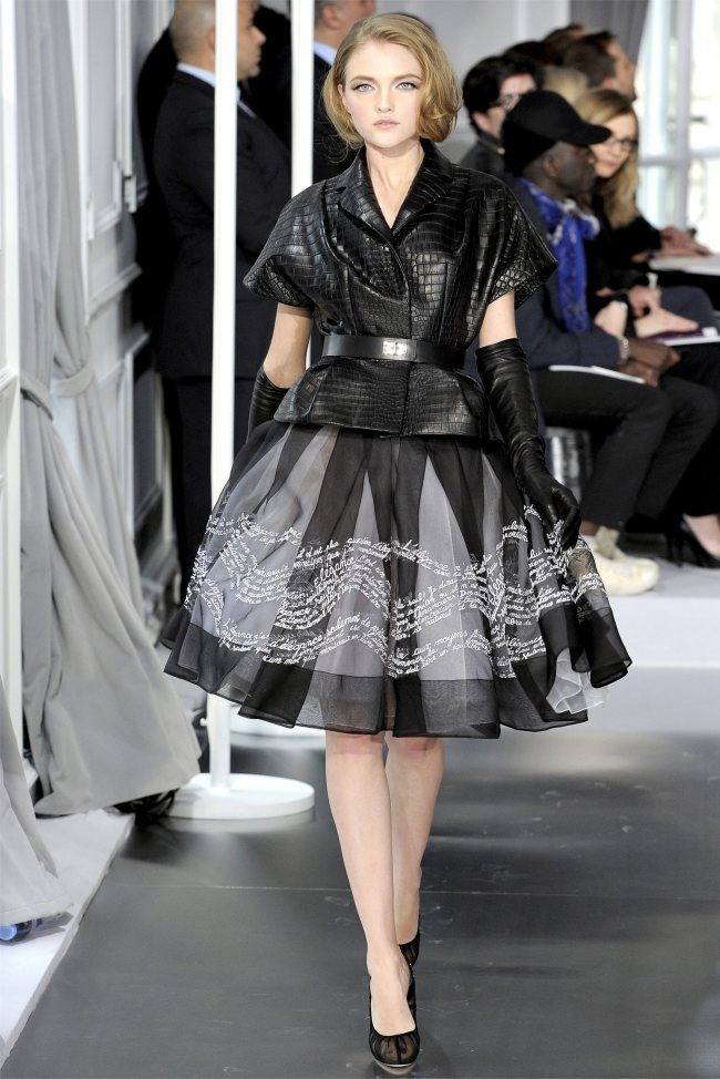 PARIS HAUTE COUTURE: DIOR SPRING 2012 COUTURE