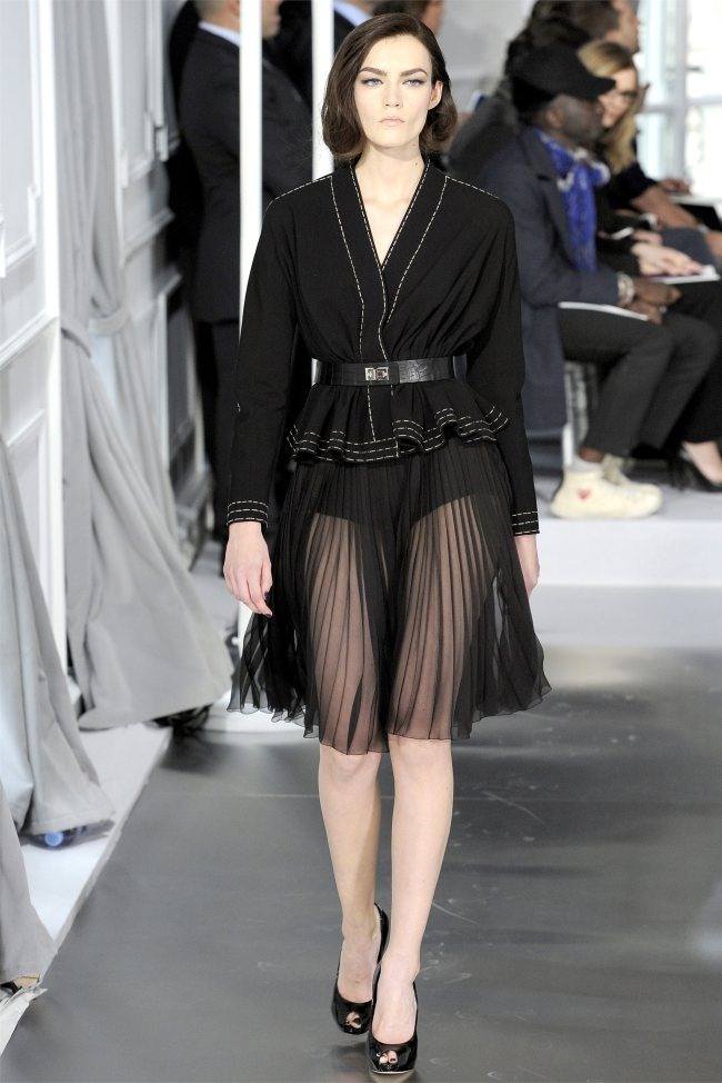 PARIS HAUTE COUTURE: DIOR SPRING 2012 COUTURE