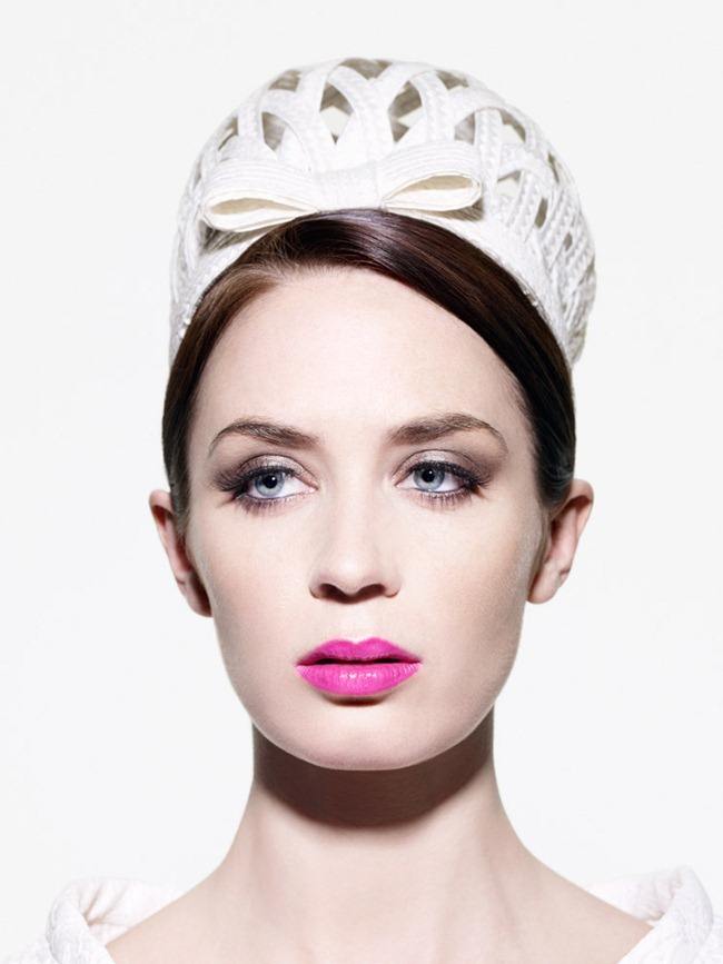ชอบเธอมากกก T STYLE MAGAZINE: EMILY BLUNT IN "TRUE LIES" BY PHOTOGRAPHER PETER HAPAK