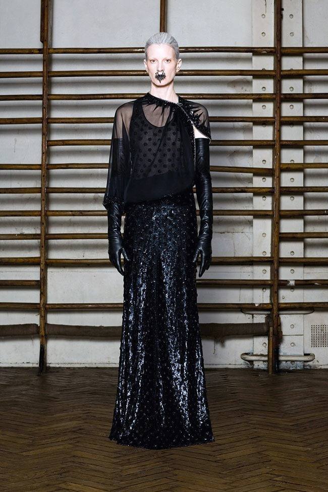 PARIS HAUTE COUTURE: GIVENCHY SPRING 2012 COUTURE